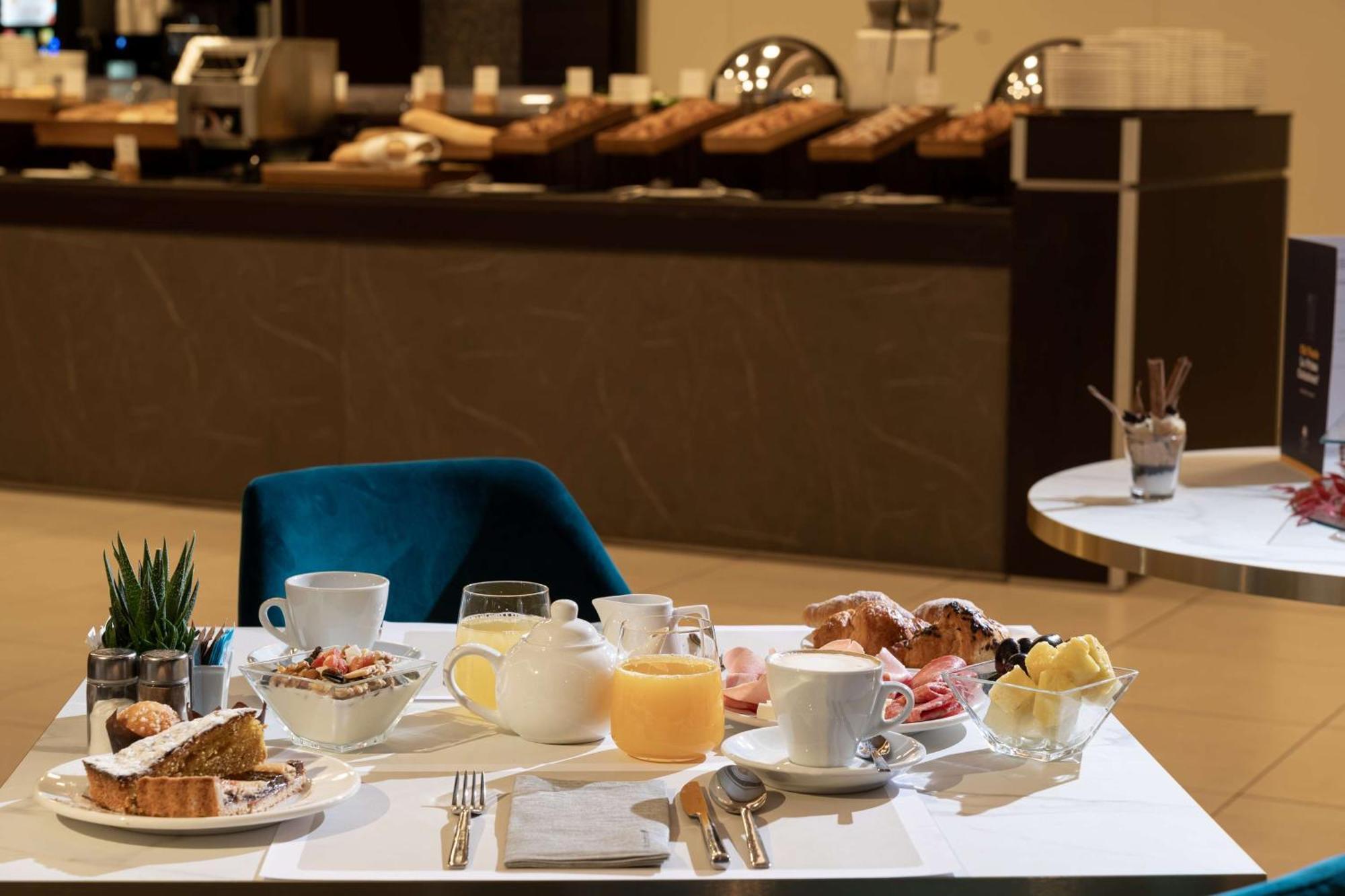 Doubletree By Hilton Milan Malpensa Hotel